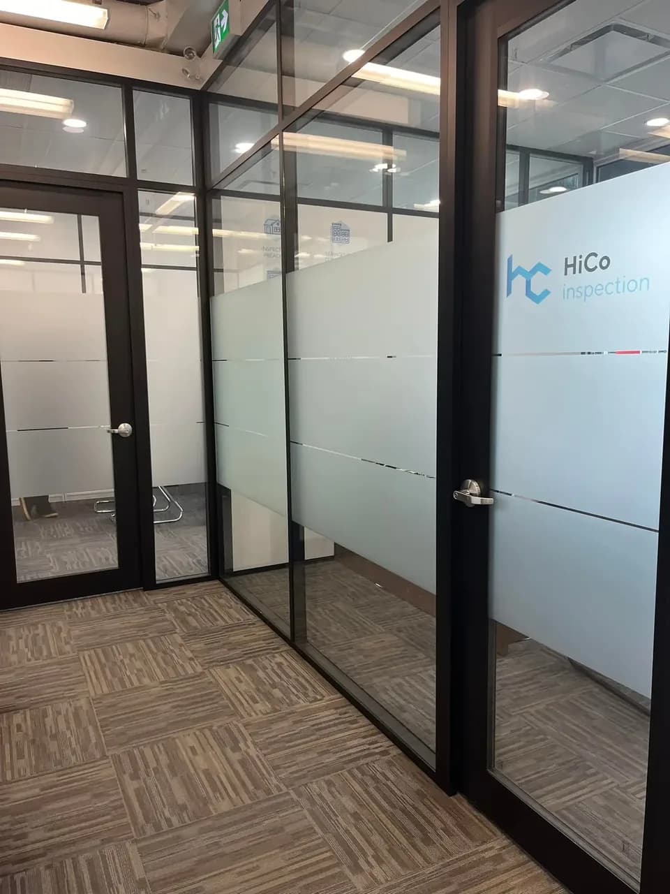 Glass offices at the GSC Québec office