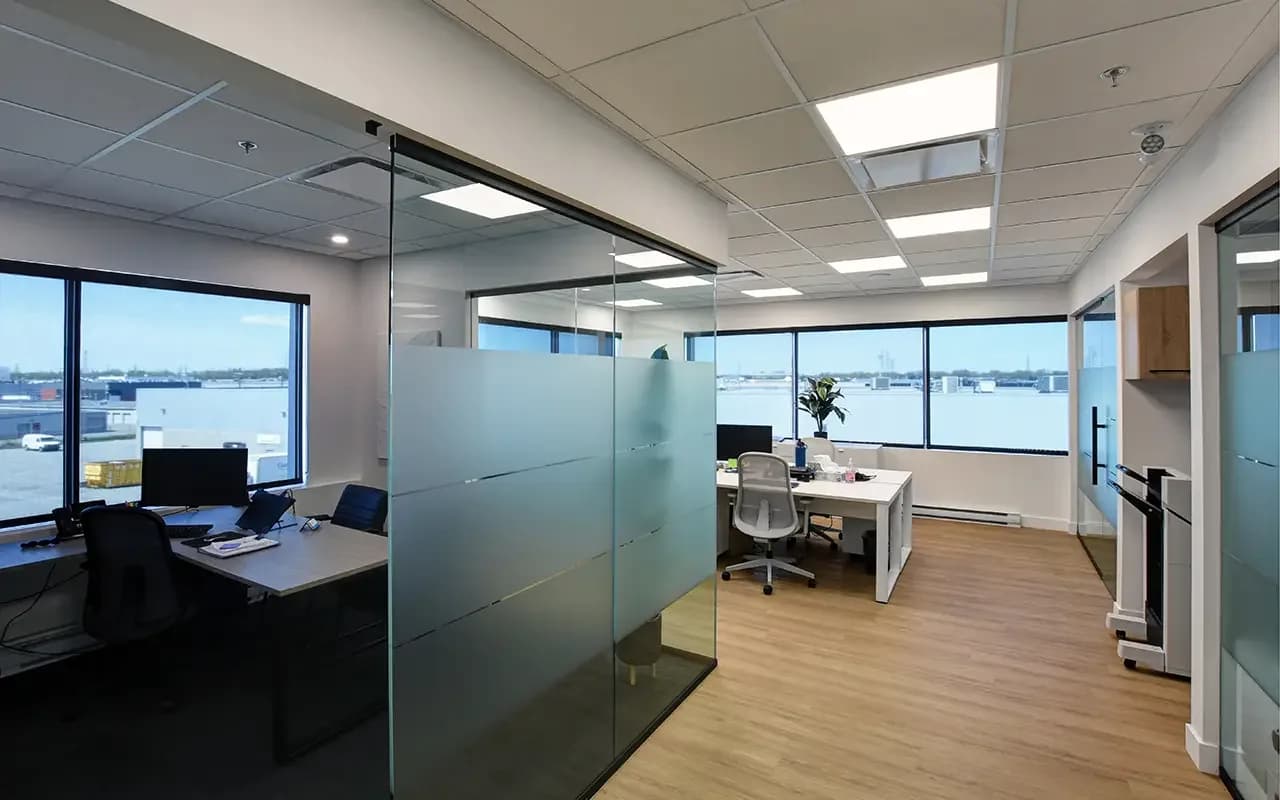 Our offices 9 / 10